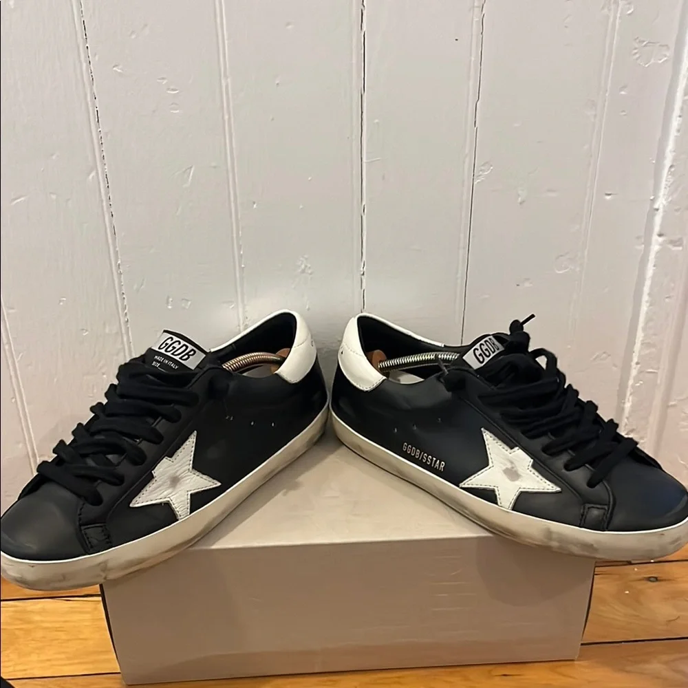 Golden Goose Black and White Sneakers - Picture 7 of 7